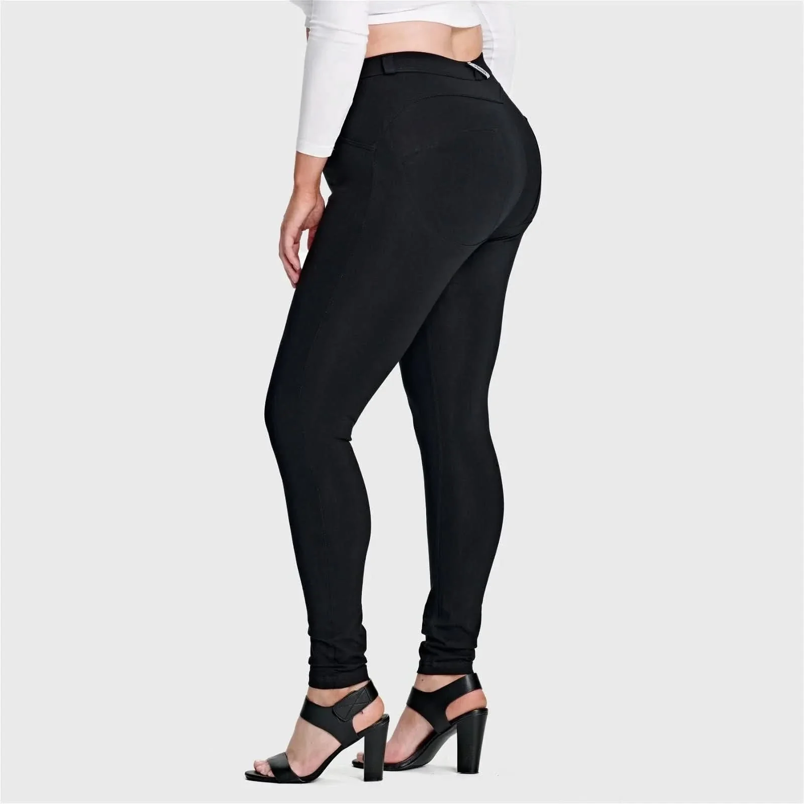 WRUP Curvy Fashion - High Waisted - Full Length - Black - Image 4