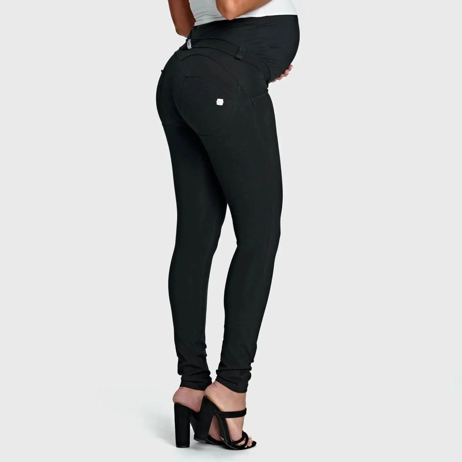 WRUP Maternity Fashion - Full Length - Black - Image 5