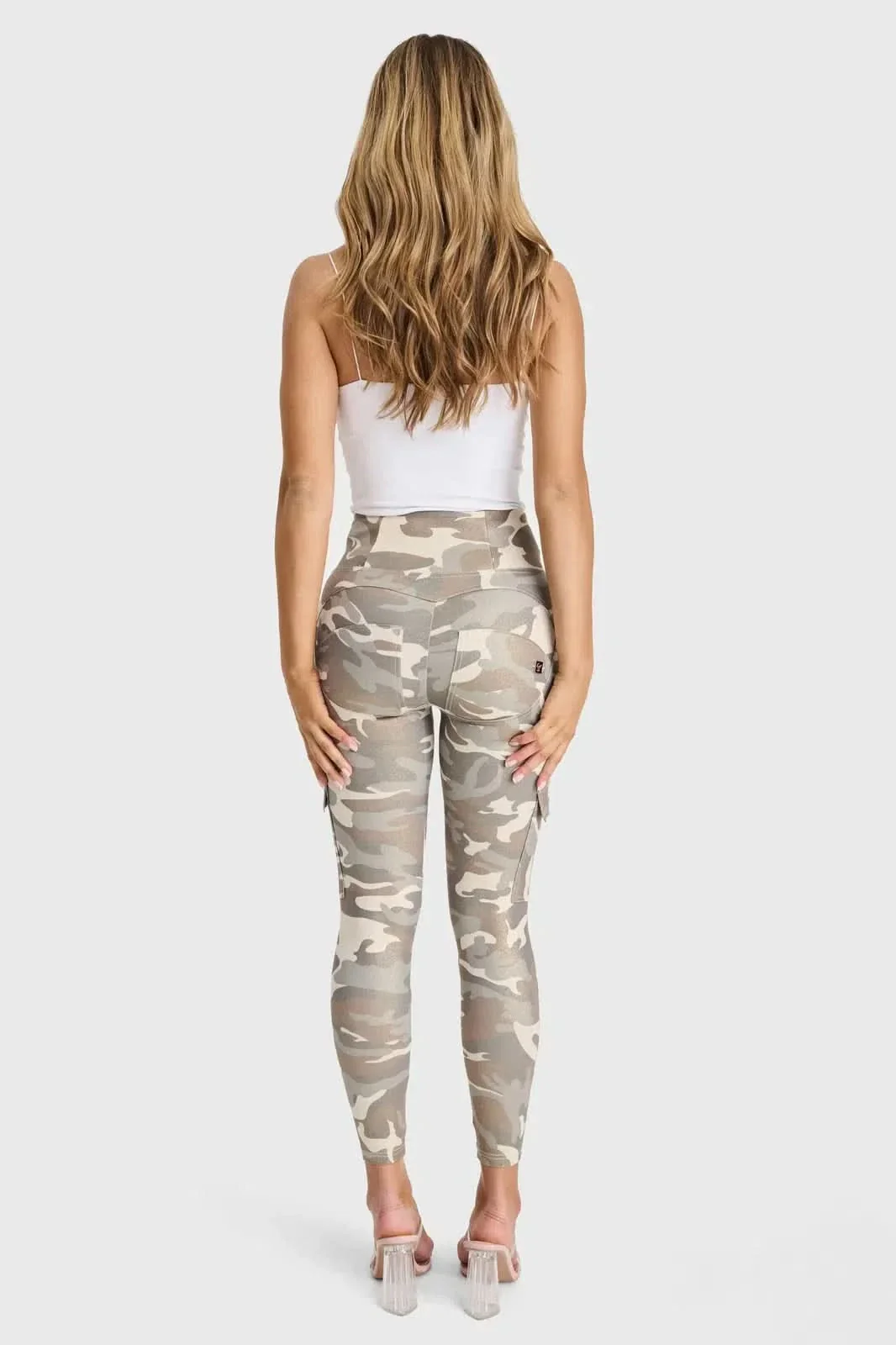 WRUP Cargo Fashion - High Waisted - Ankle Length - Glitter Gold Camo - Image 4