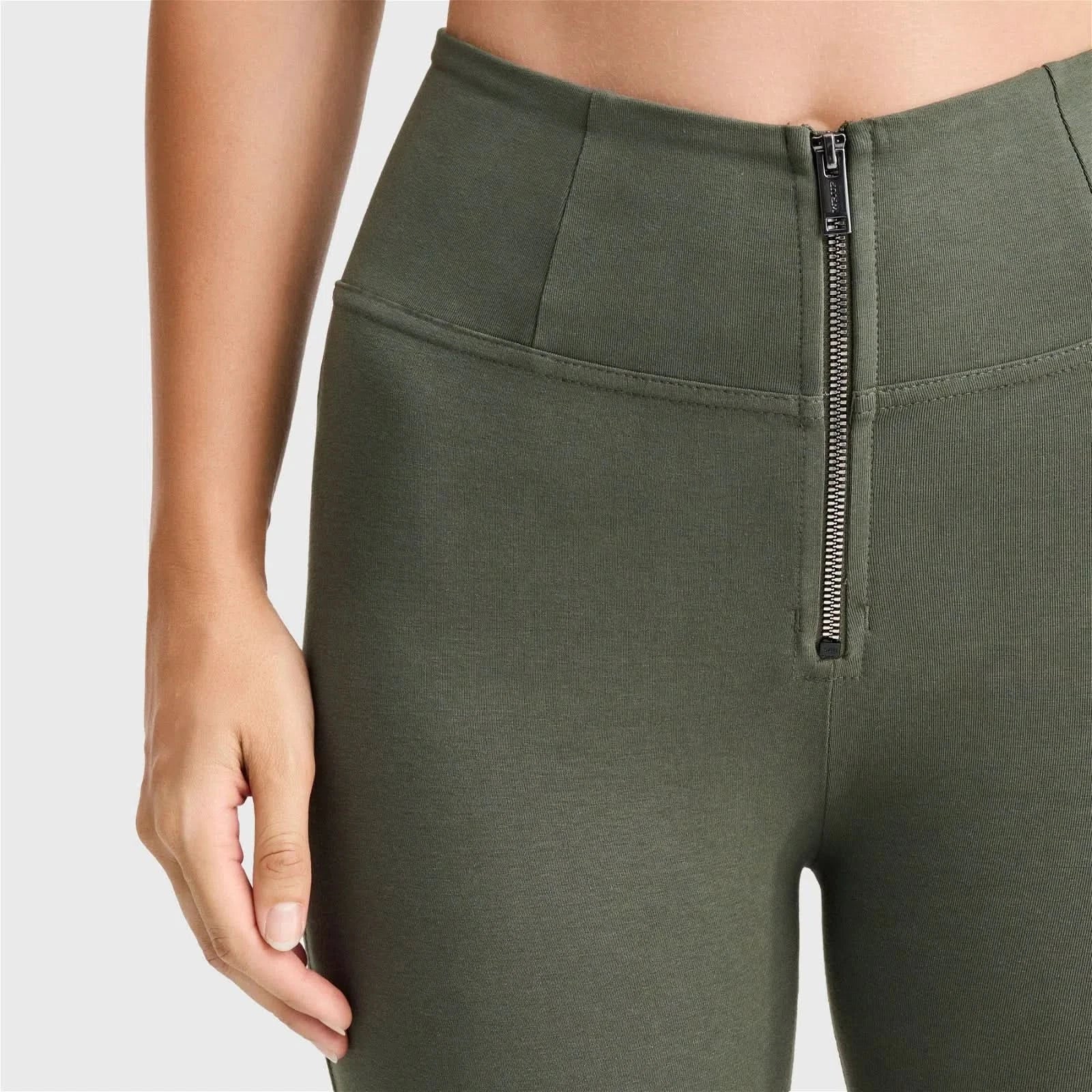 WRUP Cargo Fashion - High Waisted - Ankle Length - Military Green - Image 6