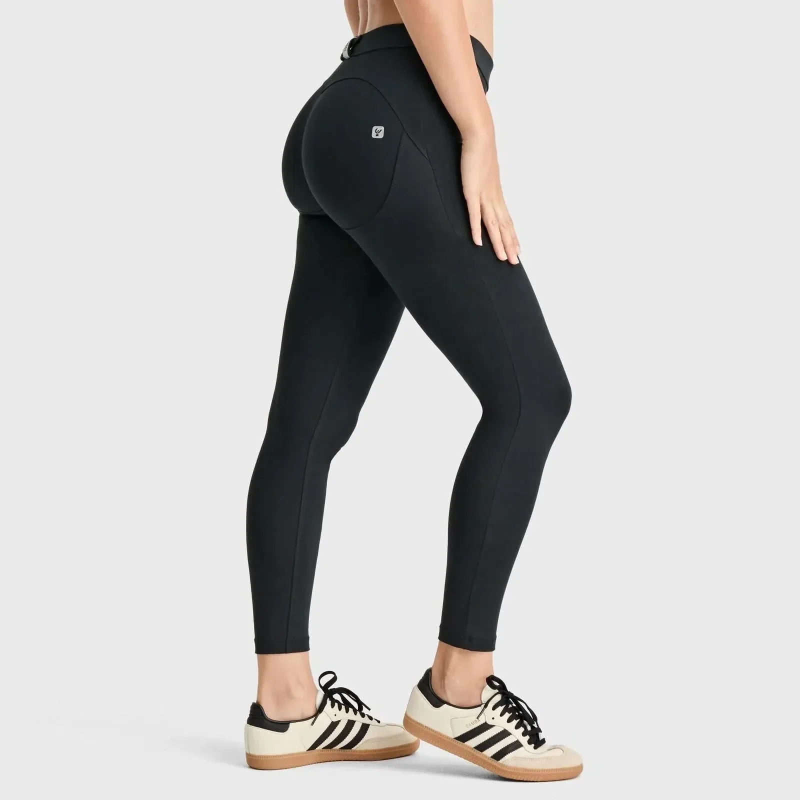 WRUP Core Fashion - Mid Rise - Ankle Length - Black