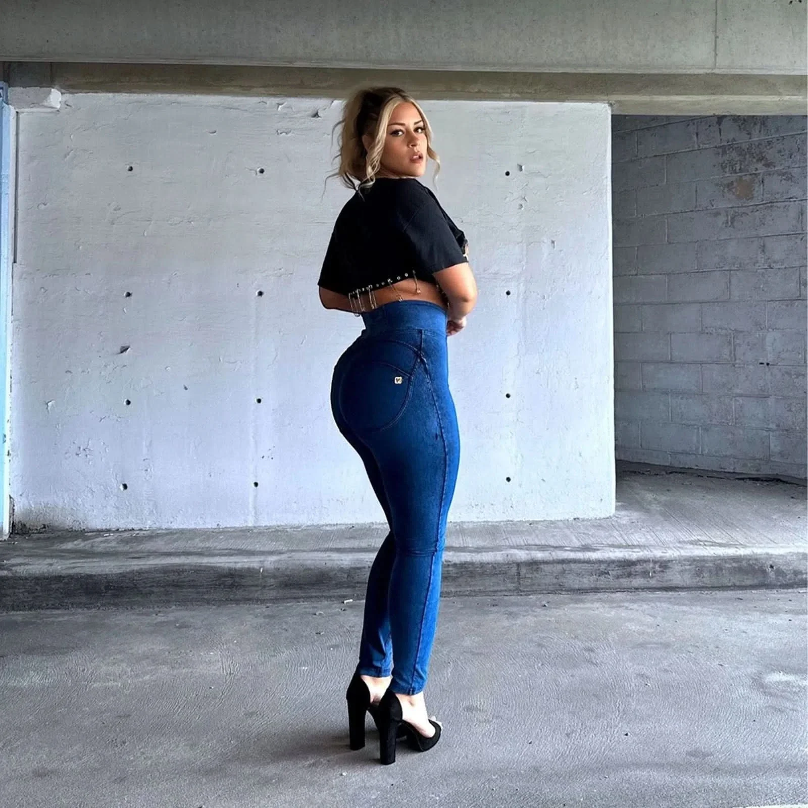 WRUP Curvy Denim - Zip High Waisted - Full Length - Cobalt Blue + Blue Stitching - Image 5