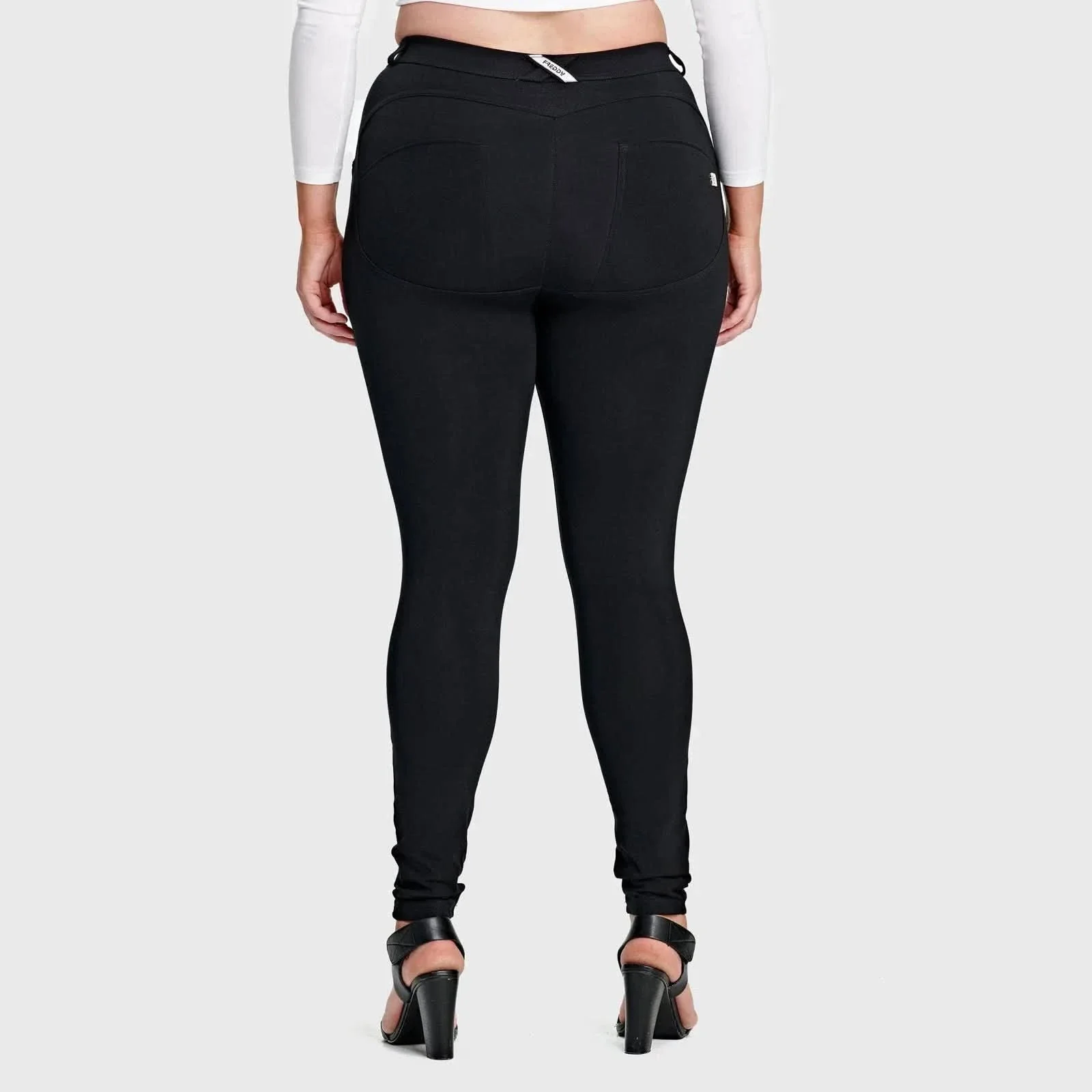 WRUP Curvy Fashion - High Waisted - Full Length - Black - Image 3