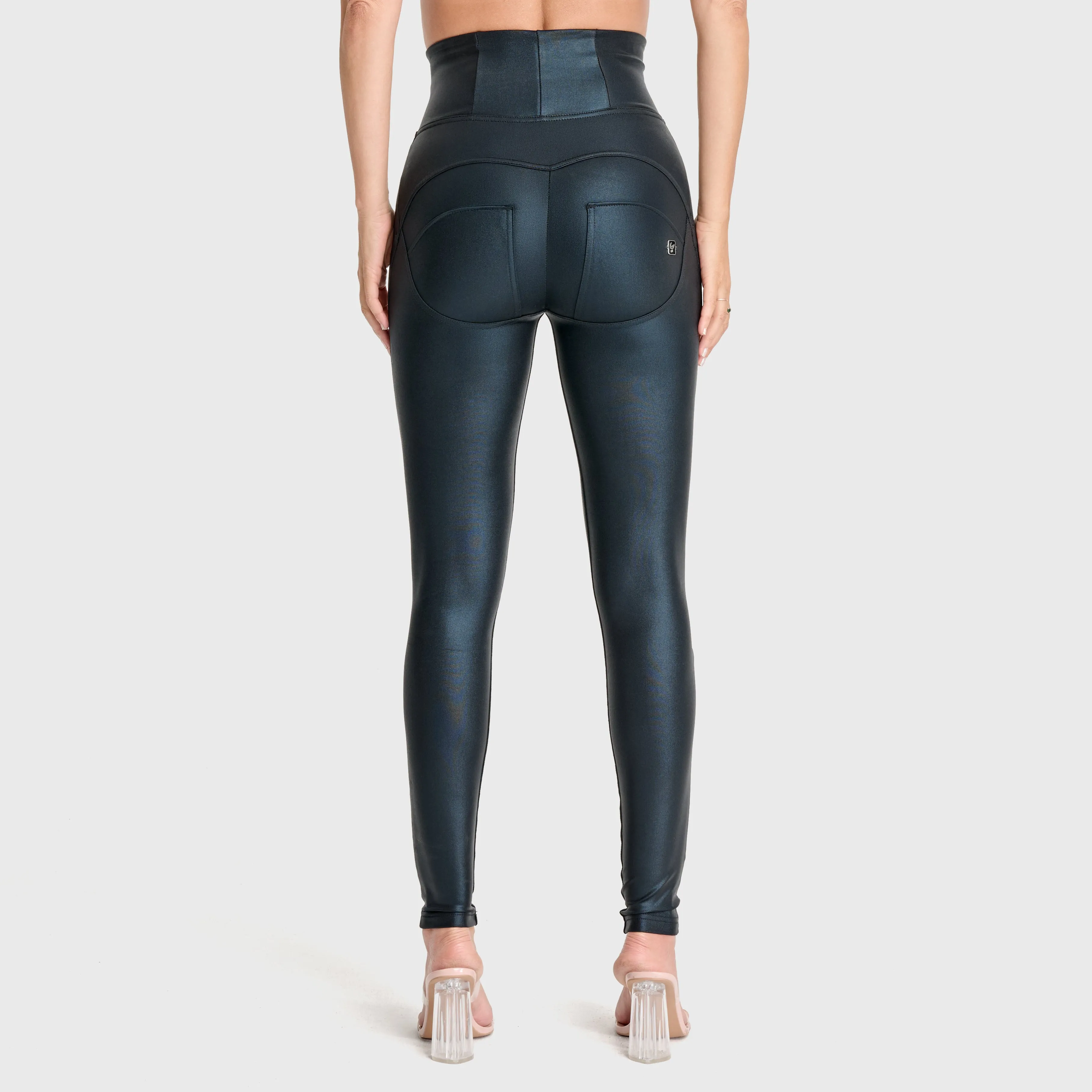 WRUP Luxe Shimmer - Super High Waisted - Full Length - Black - Image 5