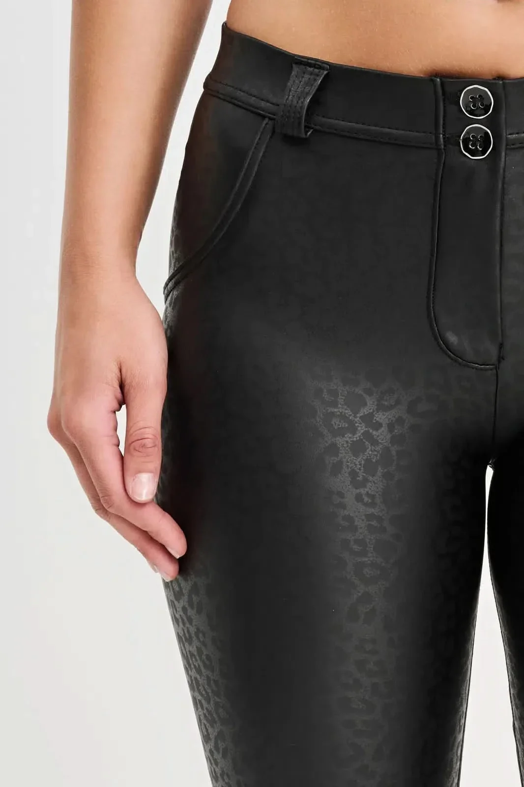 WRUP Panther Faux Leather - Mid Rise - Full Length - Black - Image 7