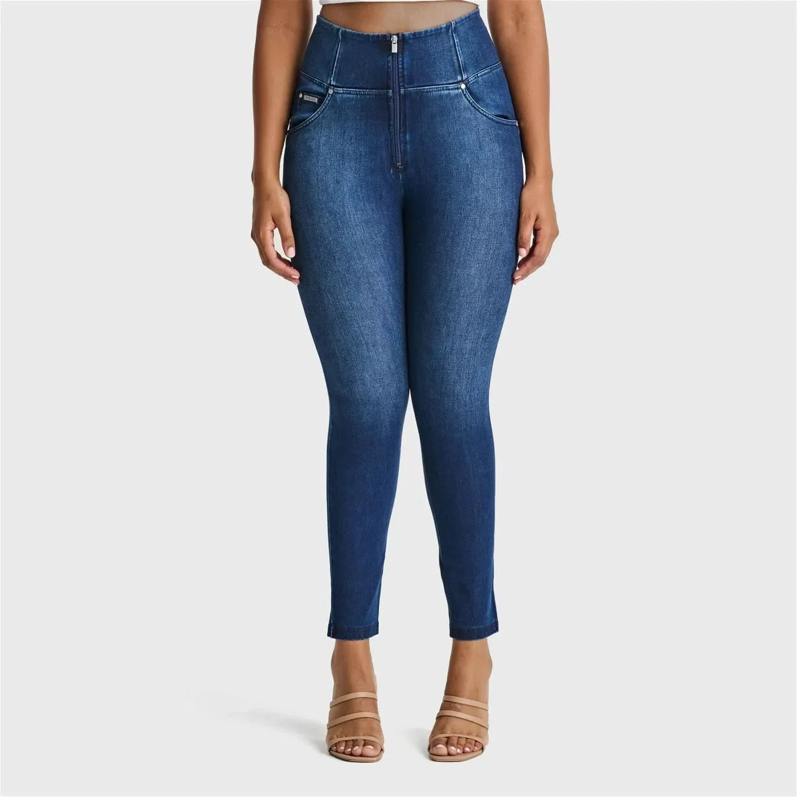 WRUP SNUG Curvy Jeans - High Waisted - Full Length - Dark Blue + Blue Stitching - Image 5