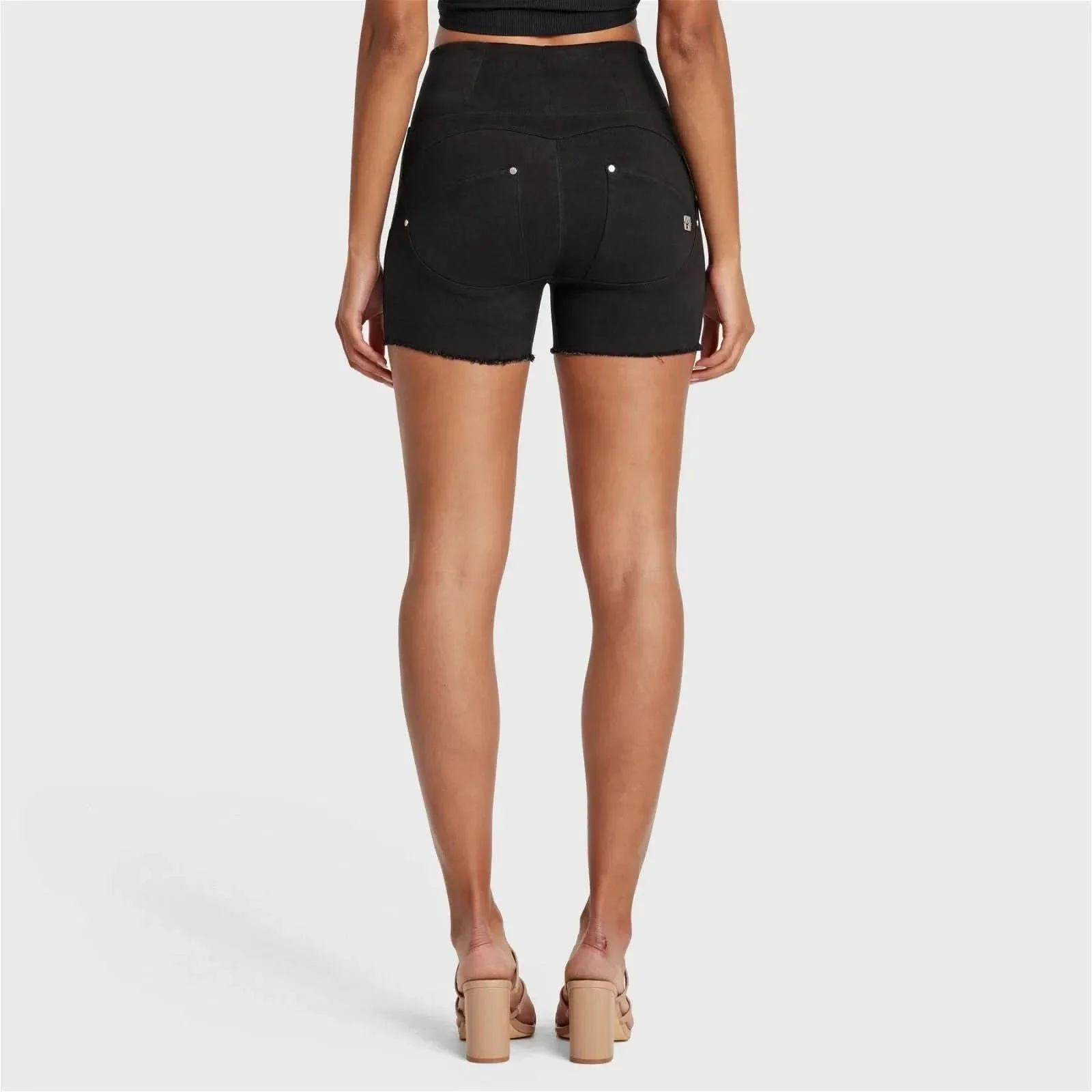 WRUP SNUG Jeans - High Waisted - Shorts - Black - Image 6
